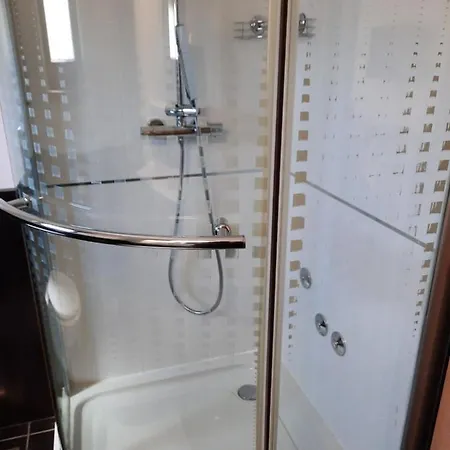 Eden Gostinjska kuća 3*